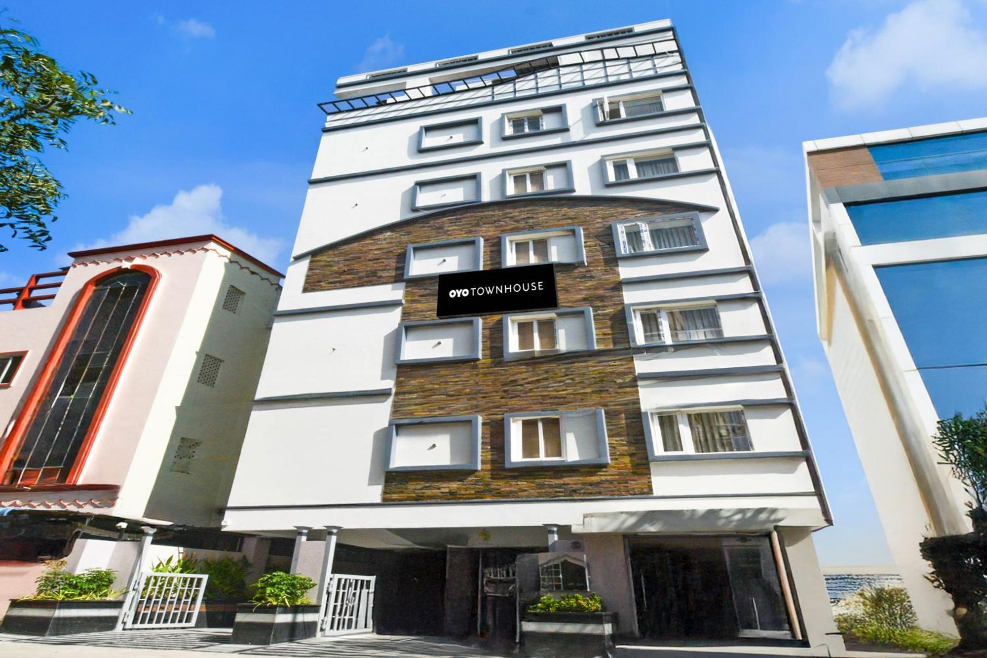 Townhouse Aarav Business Hotel Hajdarábád Exteriér fotografie